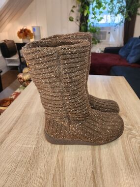 Rocket Dog brown knitted fleece lined boots Size 7.5